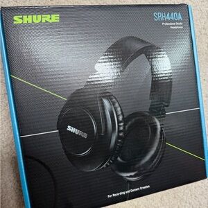 Shure Over-Ear Headphones - Black